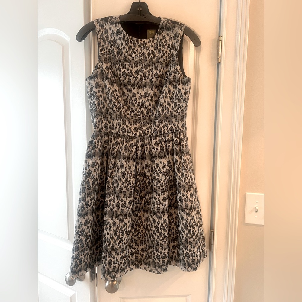 Size 4 Leopard Print Dress- perfect for fall!